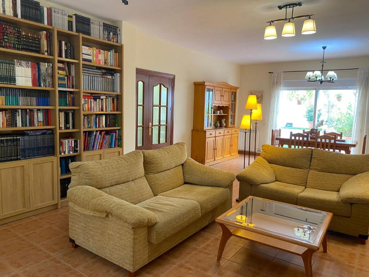 Casa Rural Con Chimenea, Barbacoa, Terraza Y Solarium Villa Illar Buitenkant foto